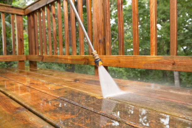 Best Sidewalk Pressure Washing  in Broad Brook, CT